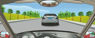 這種情況超車時，從前車的哪一側超越？