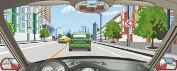 駕駛機動車在這個路段允許超車。