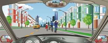 駕駛機動車在這種情況下正確的做法是什么？