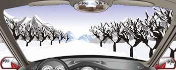 在積雪覆蓋的冰雪路行車時，可根據(jù)路邊樹木、電桿等參照物判斷行駛路線。