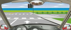 這個路口允許車輛怎樣行駛？